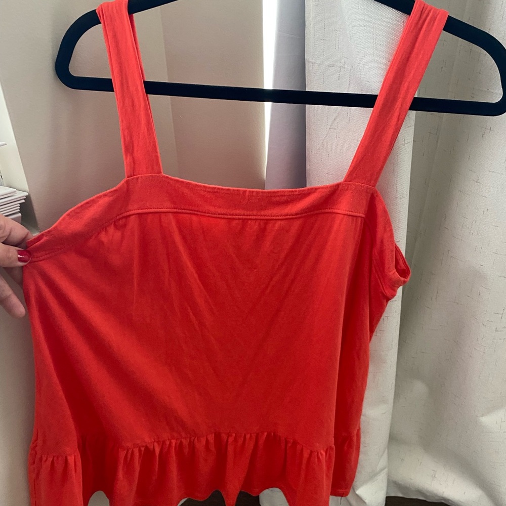 Tango Red Gap Ruffled Bottom Tank